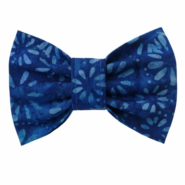 Blue Daisy Bali Batik Dog Bow Tie